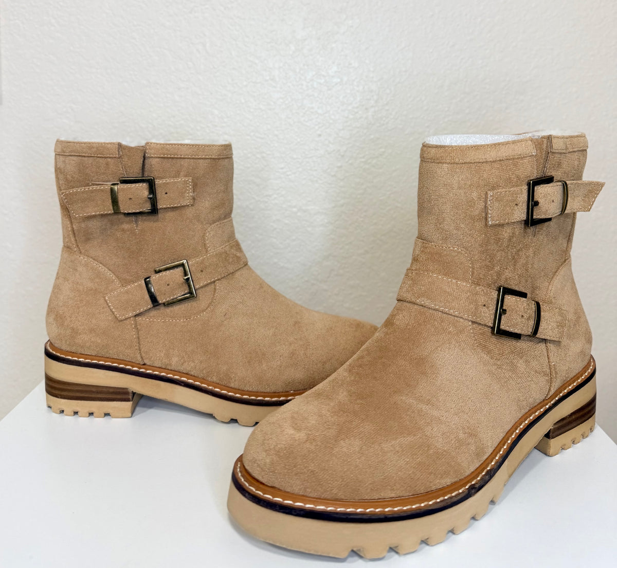 Tan Chic Boots