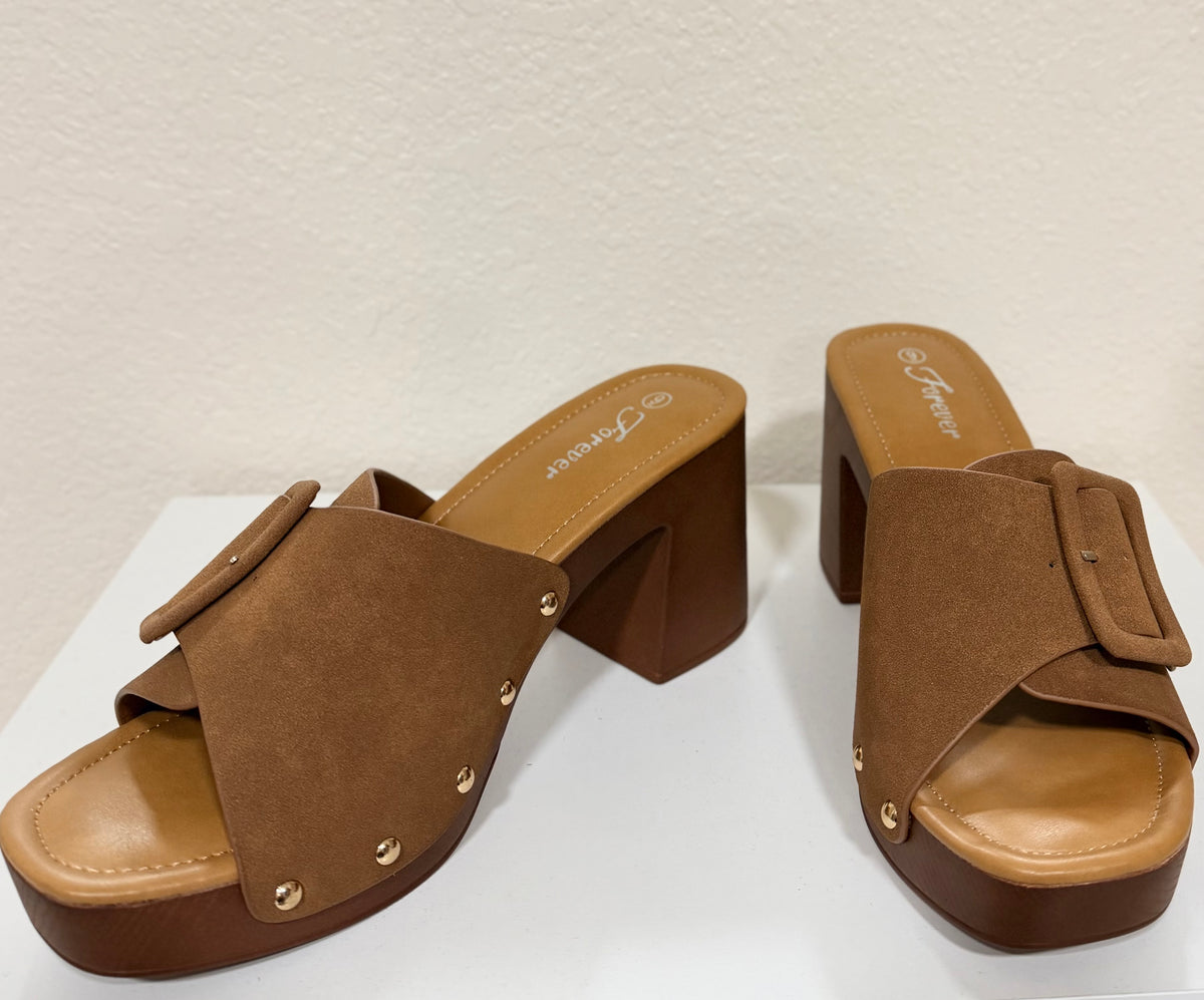 Hazelnut chic